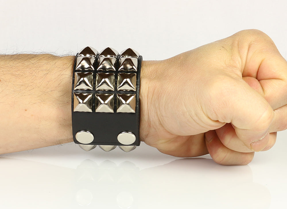 Pyramid Spikes Black IP Band Ring Stainless Steel Men's Fashion